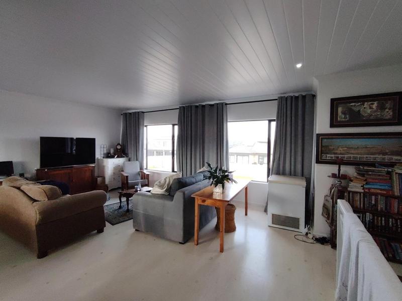 5 Bedroom Property for Sale in Fraaiuitsig Western Cape